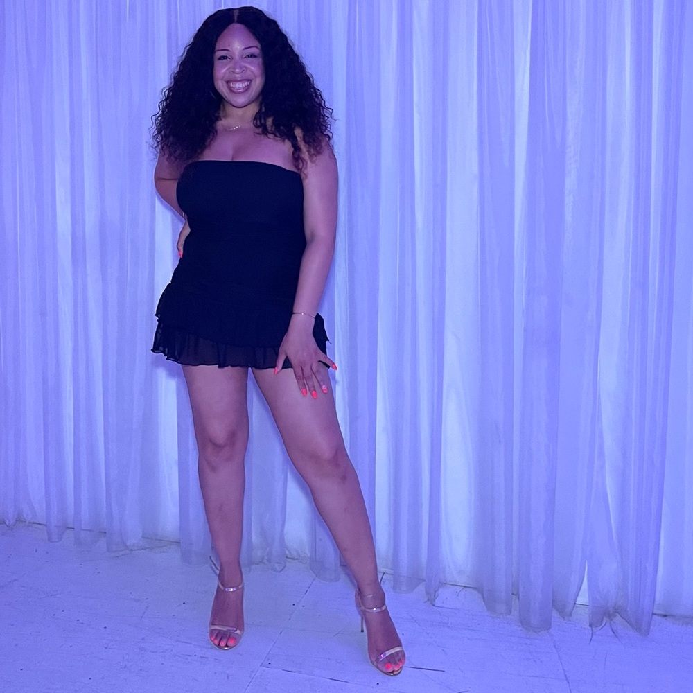 Meet your Posher, Simone